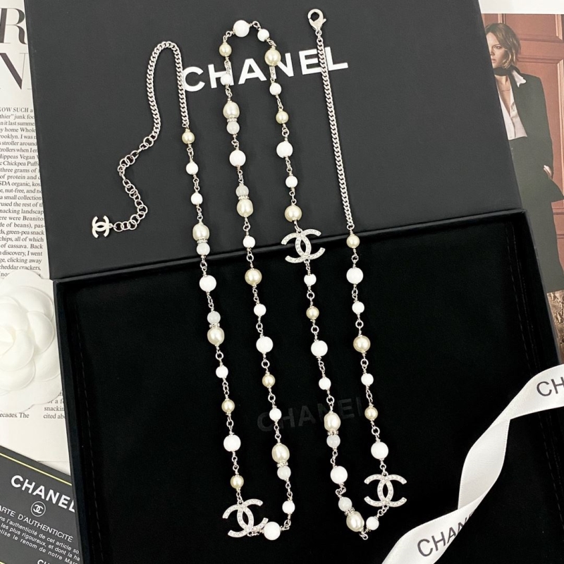 Ch**el necklaces